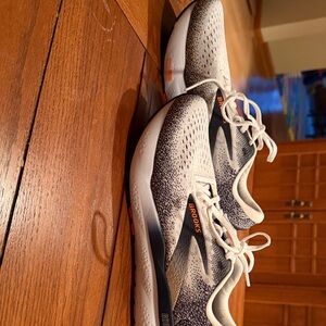 Brooks EUC Men’s Ghost 9.5